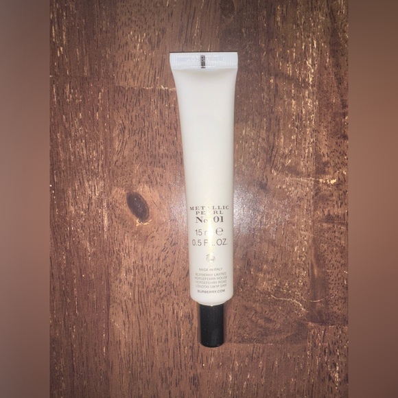 NEW BURBERRY Illuminating Drops Glow Concentrate - Picture 8 of 10